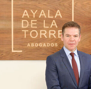 AYALA-DE-LA-TORRE