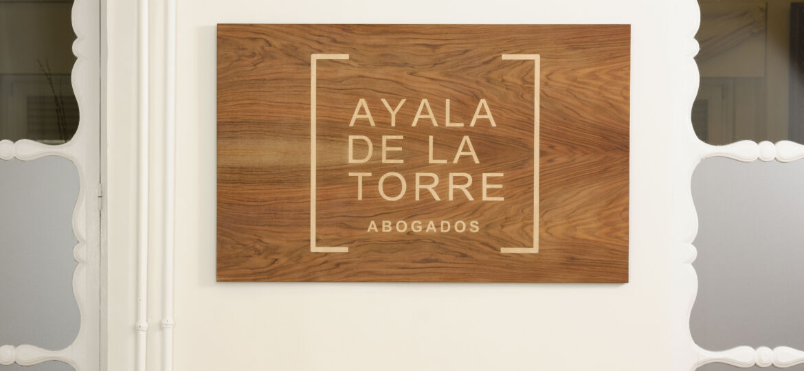 AYALA-DE-LA-TORRE-50